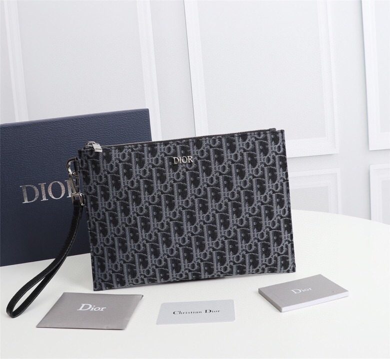 Christian Dior Clutch Bags